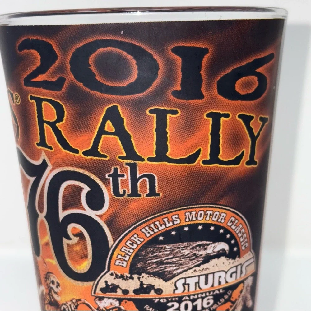 2016 Sturgis 76th Anniversary Pint Glass Black Hills Rally South Dakota Harley